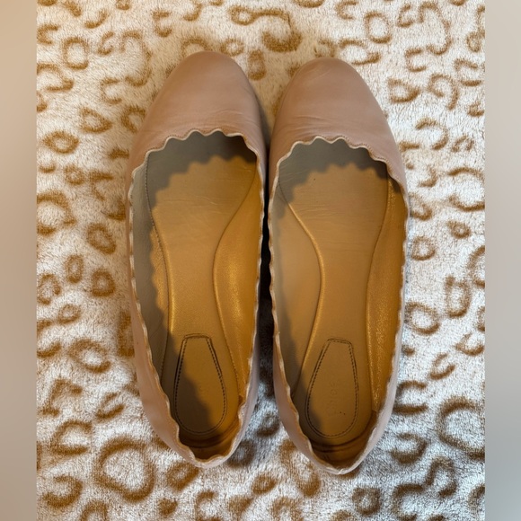 Chloe Beige Scalloped Ballet Flats Made in Italy 
Size: 38 - Picture 4 of 10